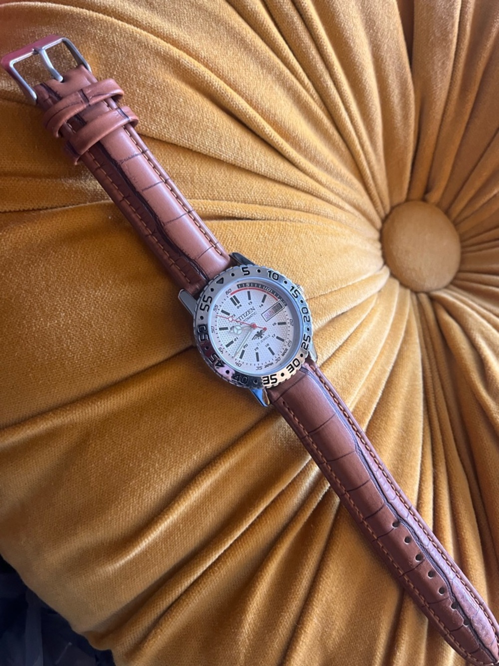 Beautiful Mens Citizen Automatic Wristwatch - Picture 7 of 9